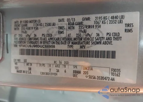 2013 Ford Escape Titanium z USA, uszkodzony, nr VIN 1FMCU9J96DUC66958